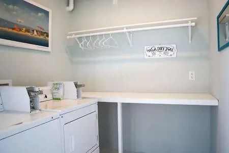Apartment Modern 3br Ocean Block Walk To The Ocean Stadt