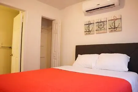 Modern 3br Ocean Block Walk To The Ocean Stadt