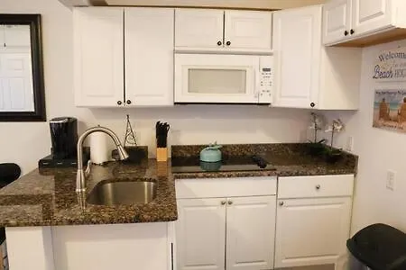 Modern 3br Ocean Block Walk To The Apartment Ocean Stadt