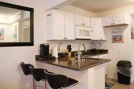 Modern 3br Ocean Block Walk To The Apartment Ocean Stadt